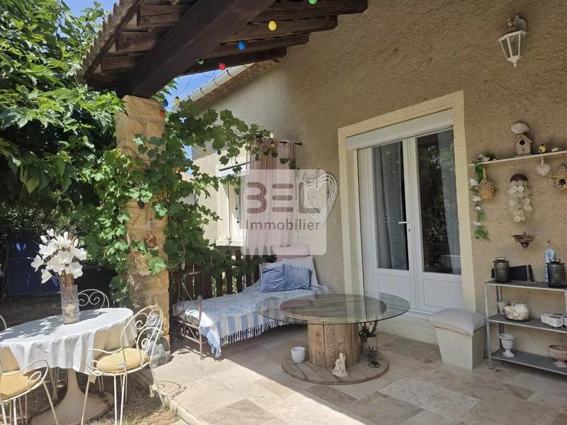 Villa - 107 m² - 6 pièces