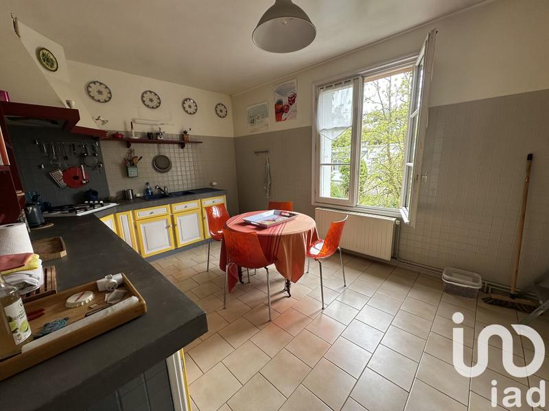 Maison - 218 m² - 10 pièces