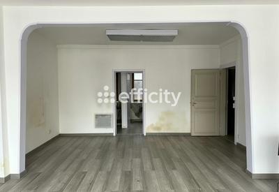 Immeuble - 160 m² - 6 pièces