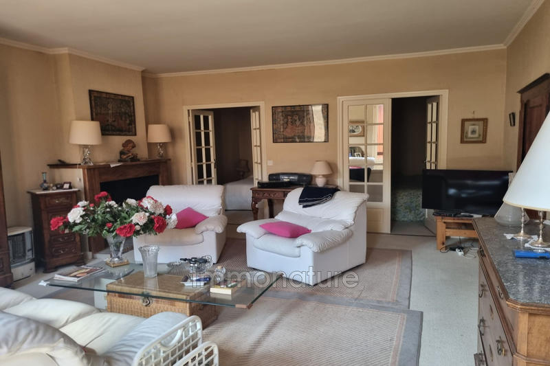 Maison - 182 m² - 7 pièces