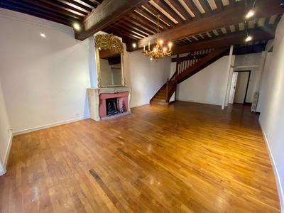 Duplex - 250 m² - 8 pièces