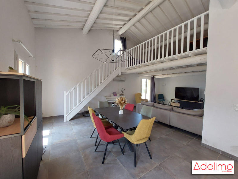 Villa - 231 m² - 9 pièces
