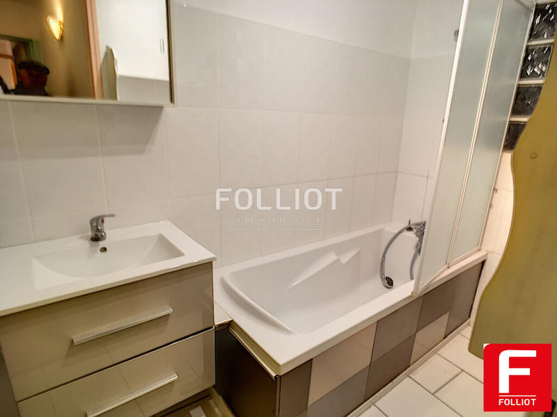 Appartement - 92 m² - 5 pièces