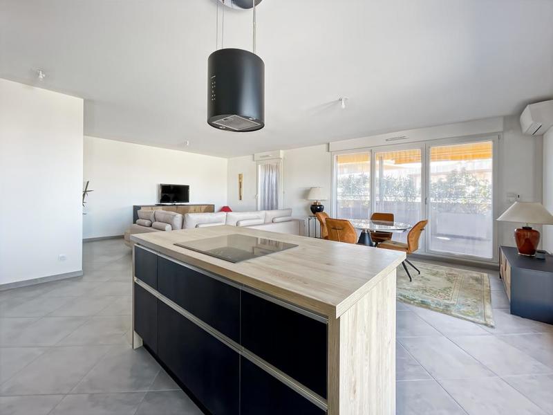 Appartement - 86 m² - 3 pièces