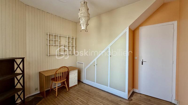 Maison - 95 m² - 5 pièces