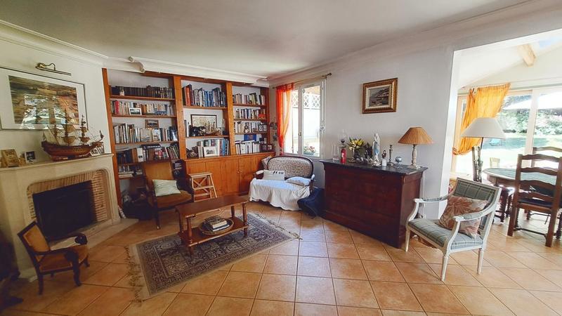 Maison - 148 m² - 8 pièces