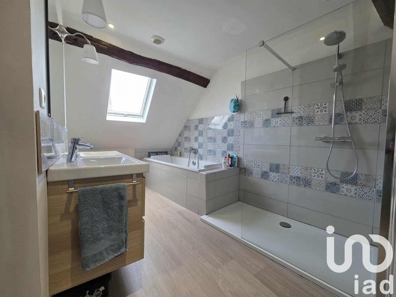 Maison - 170 m² - 7 pièces