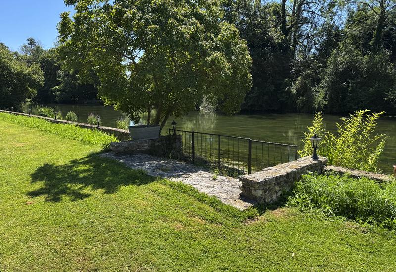 Maison - 163 m² - 6 pièces