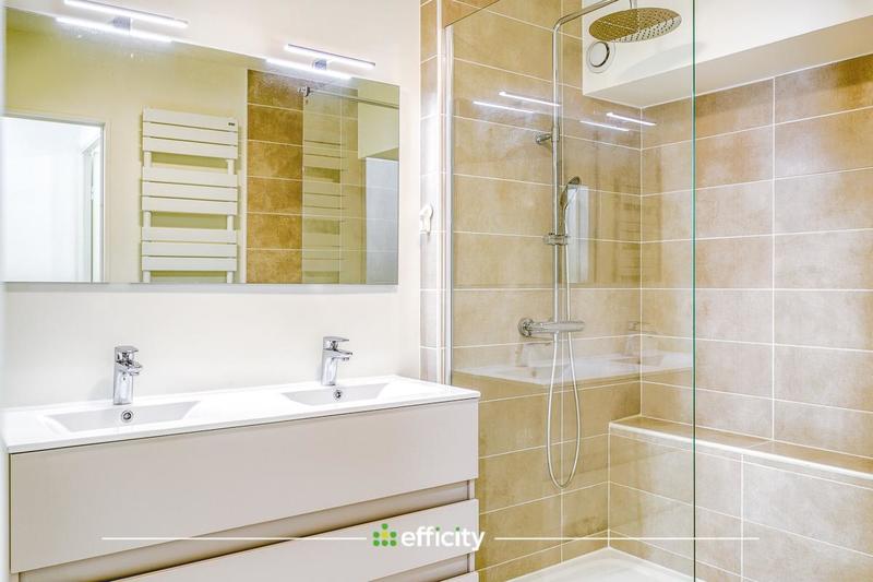 Appartement - 93 m² - 4 pièces