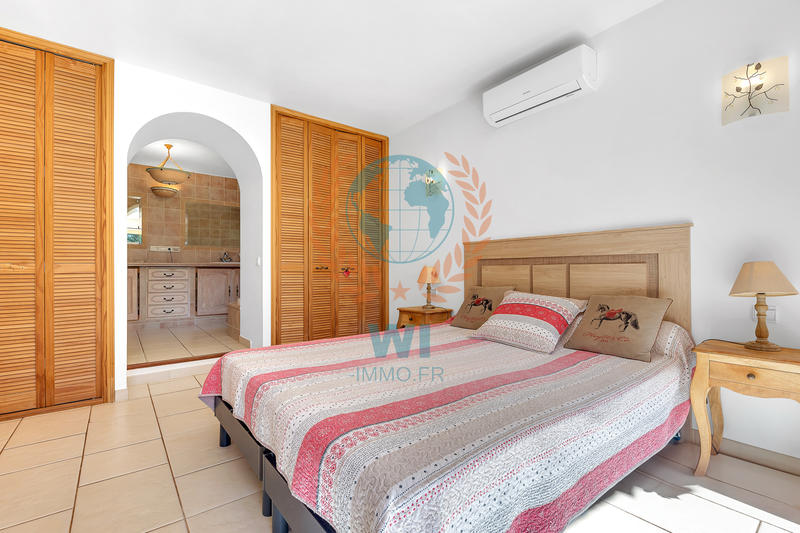 Villa - 160 m² - 5 pièces