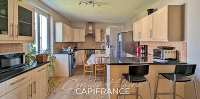 Maison - 136 m² - 8 pièces