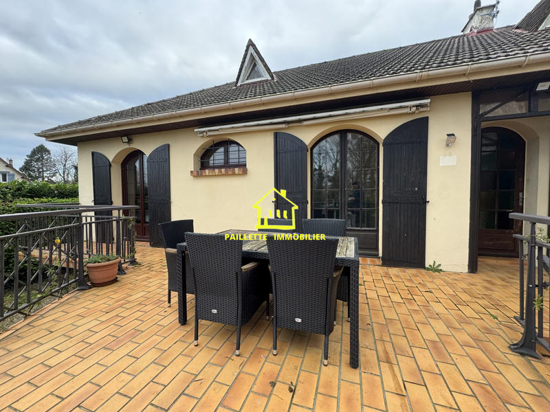 Maison traditionnelle - 112 m² - 5 pièces