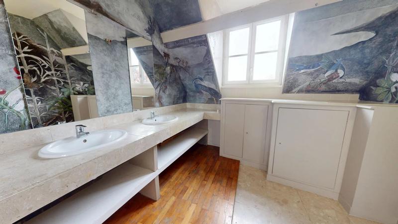 Appartement - 239 m² - 6 pièces