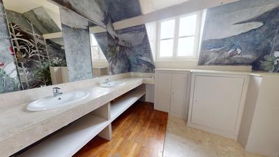 Appartement - 239 m² - 6 pièces