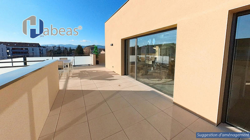 Appartement - 89 m² - 4 pièces