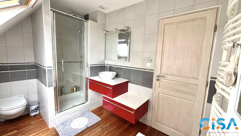 Maison - 111 m² - 5 pièces