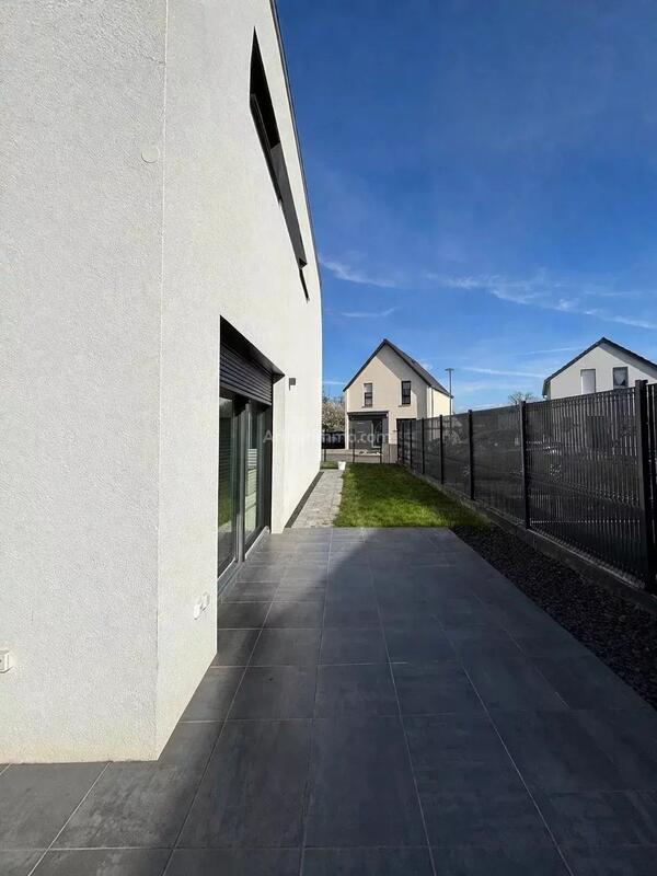 Maison - 138 m² - 7 pièces