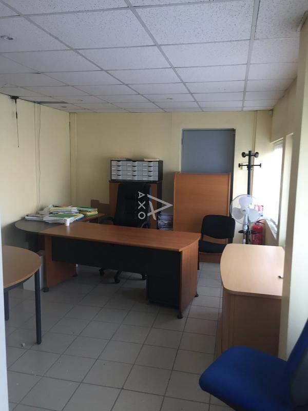 Bureau - 237 m² - 8 pièces