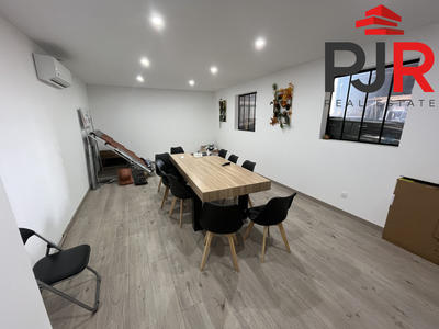 Local d'activités - 940 m²