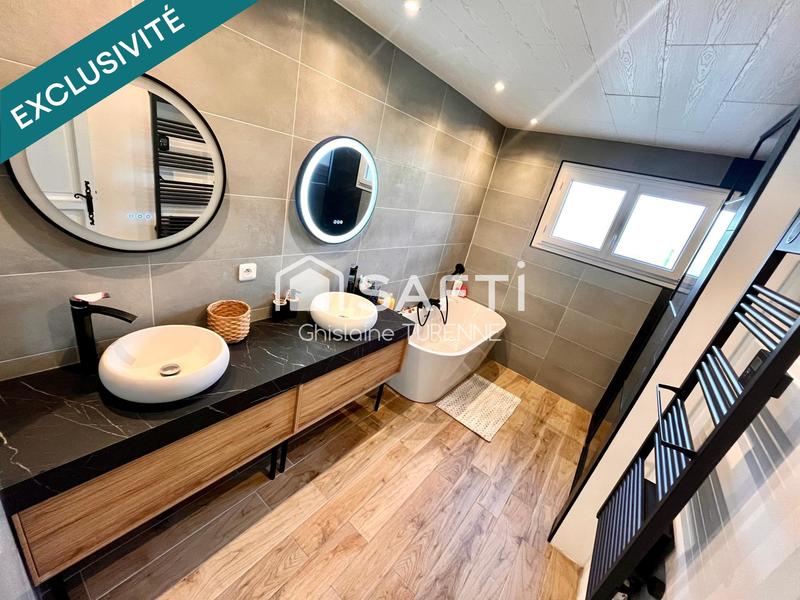 Maison - 143 m² - 7 pièces