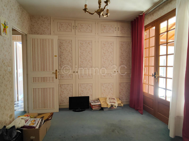 Maison de village - 203 m² - 9 pièces