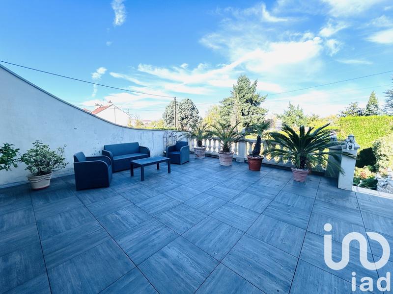 Maison - 158 m² - 5 pièces