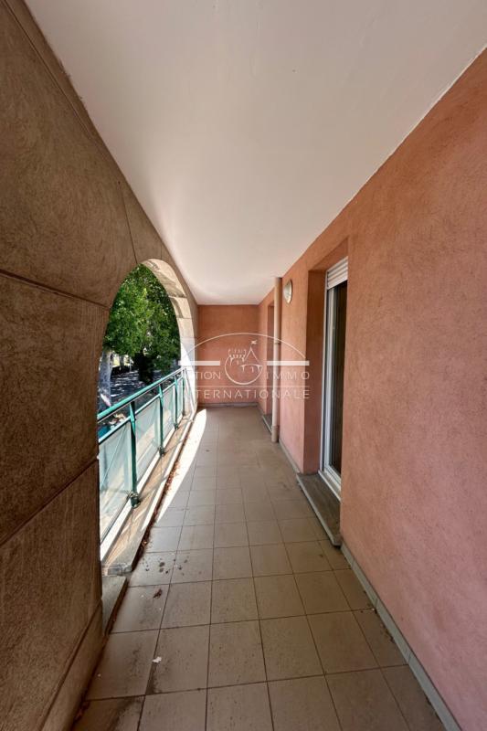 Appartement - 85 m² - 3 pièces