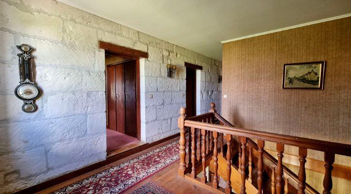 Maison ancienne - 574 m² - 15 pièces