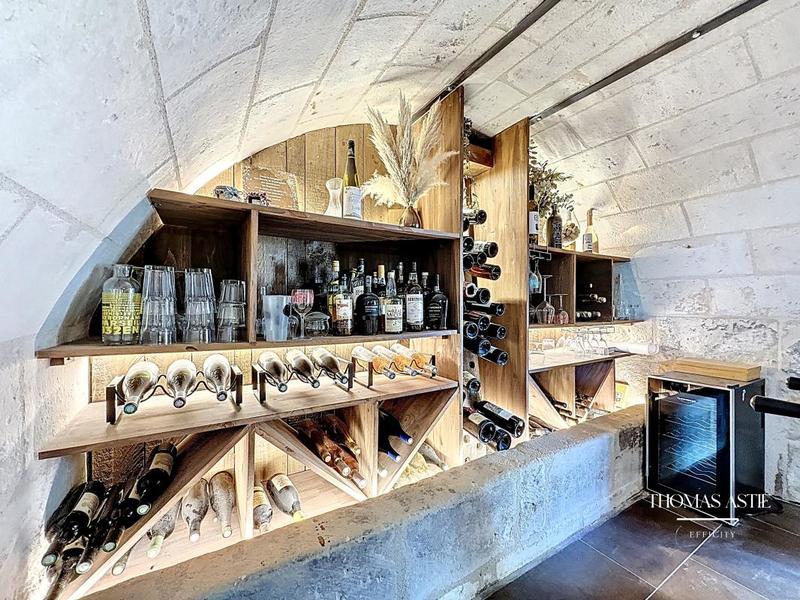 Maison ancienne - 180 m² - 7 pièces