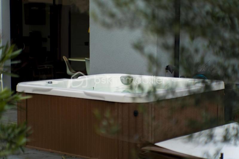 Maison d'architecte - 281 m² - 6 pièces