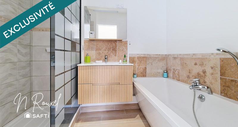 Maison - 300 m² - 12 pièces