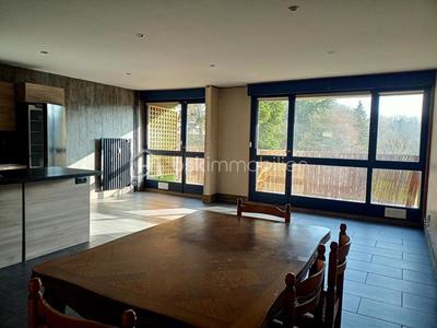 Appartement - 81 m² - 4 pièces