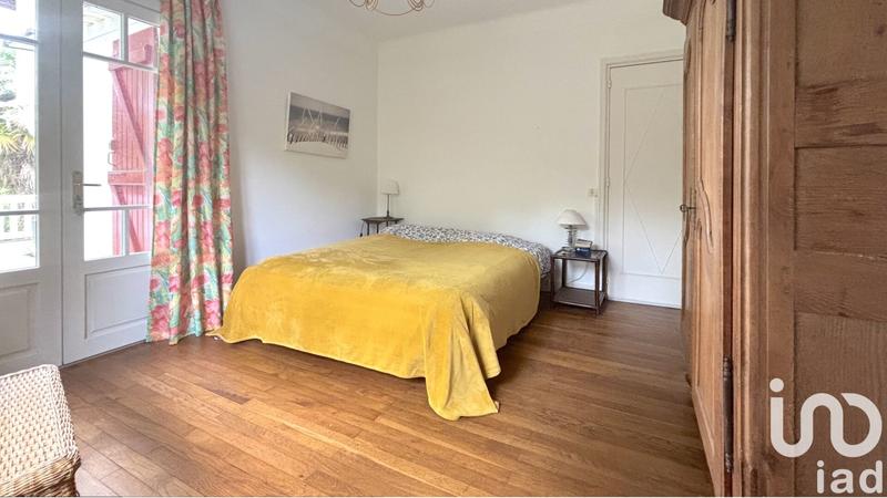 Duplex - 307 m² - 7 pièces