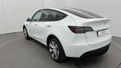 Tesla Model y Standard Rwd