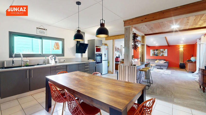 Maison - 120 m² - 5 pièces