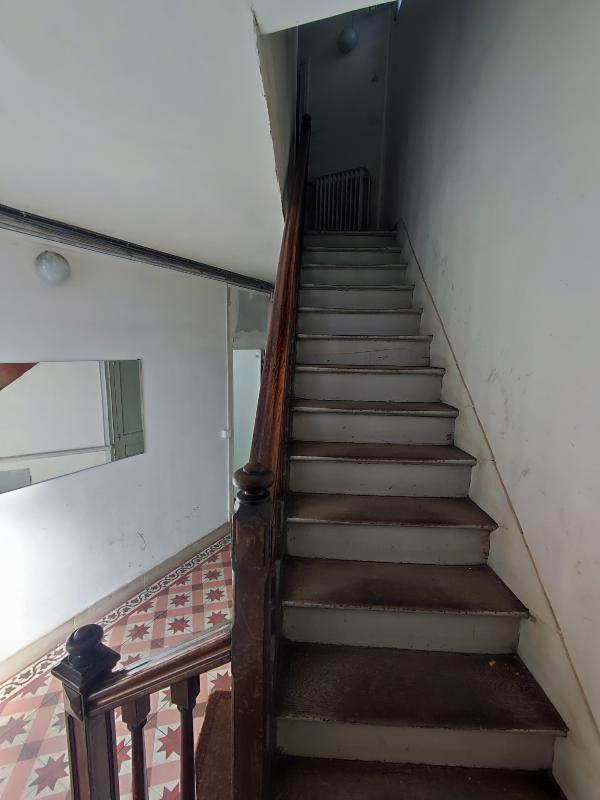 Immeuble - 160 m² - 9 pièces