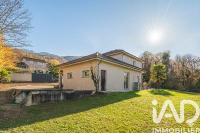 Maison - 134 m² - 3 pièces