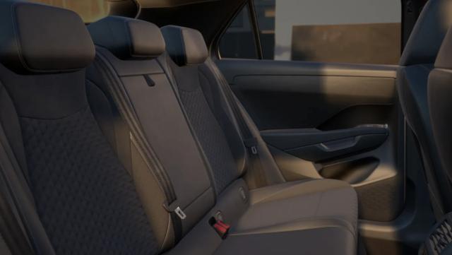 Volkswagen t-Roc 1.5 eTSI Evo2 Hybrid 150 ch Dsg7 R-Line (Dispo Avril)