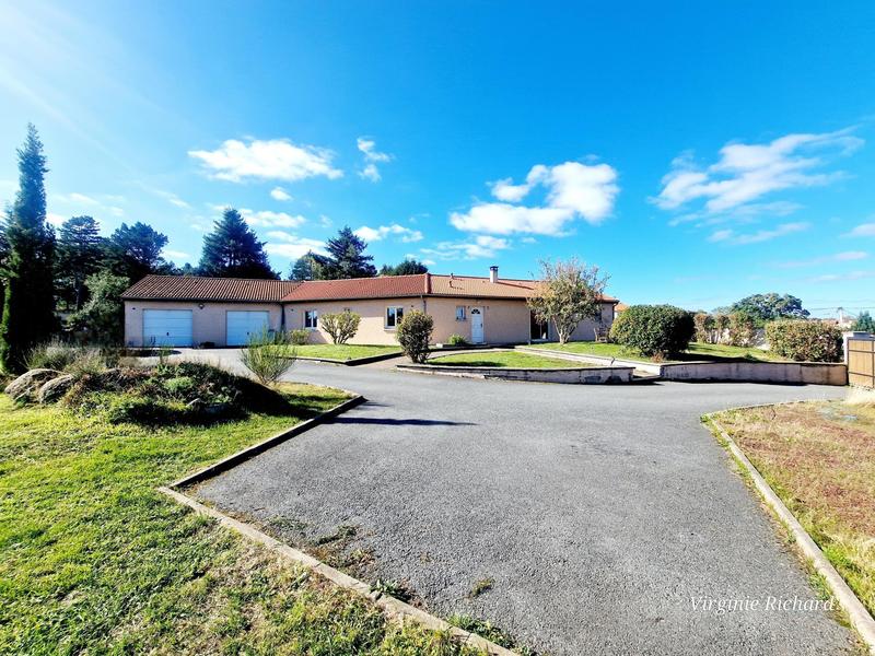 Maison - 140 m² - 6 pièces