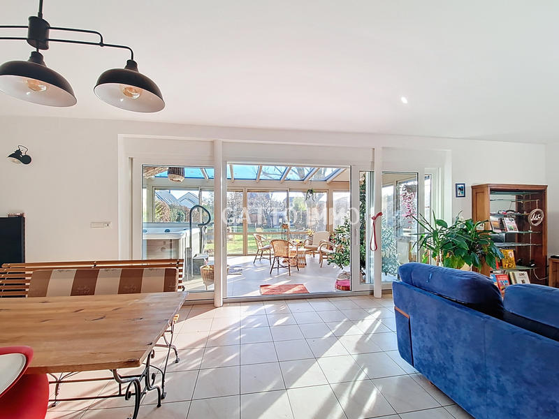 Maison - 200 m² - 6 pièces