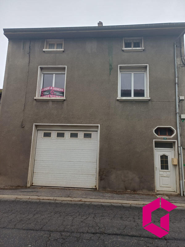 Maison traditionnelle - 114 m² - 6 pièces