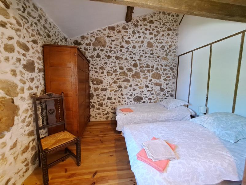 Maison - 550 m² - 16 pièces