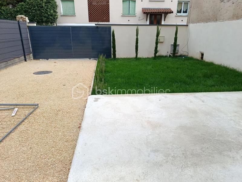 Maison de ville - 89 m² - 4 pièces