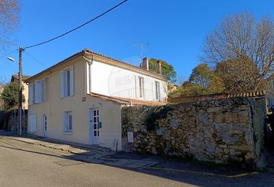Maison - 89 m² - 5 pièces