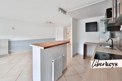 Appartement - 80 m² - 3 pièces