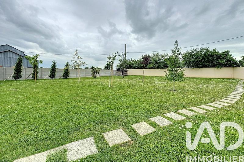 Maison - 240 m² - 7 pièces