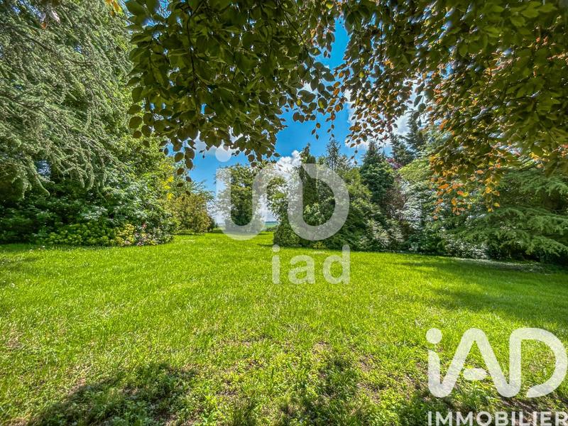 Maison - 215 m² - 9 pièces