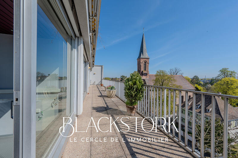 Appartement - 152 m² - 5 pièces