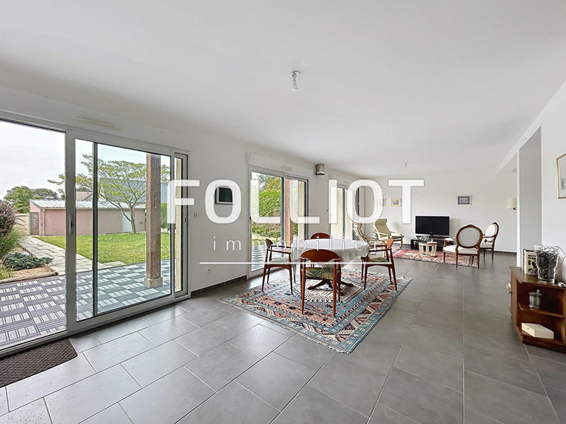 Maison - 142 m² - 5 pièces