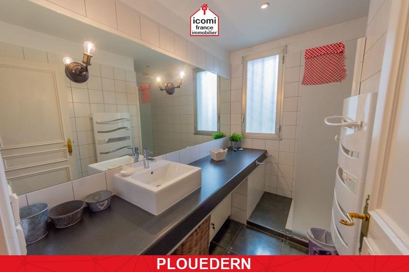 Maison - 290 m² - 8 pièces